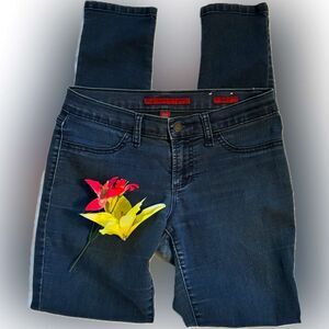 Limited Edition Banana Republic super soft & comfy jeans!